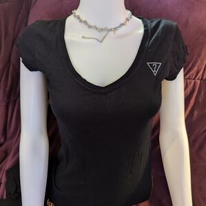 Guess V neck T-shirt